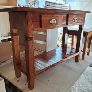 Mesa Colonial Verniz